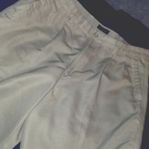 COPY - NWOT DOCKERS GOLF MENS 36 SHORTS